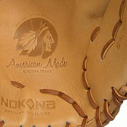 egend Pro Series featuring top grain steer hide. Utlity Pitcher pattern. Made with 